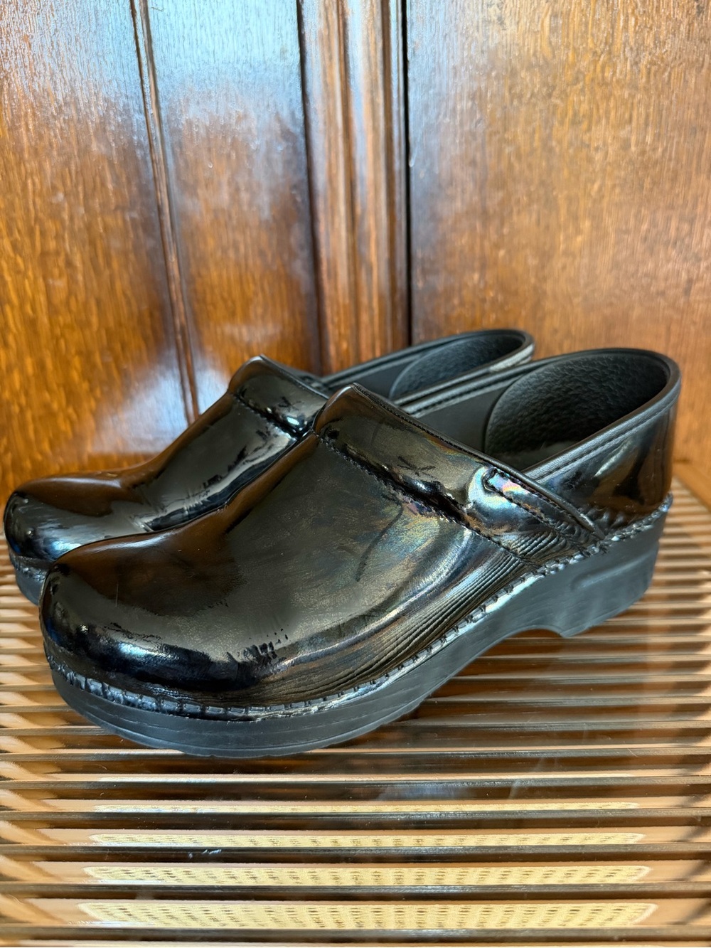 Dansko Black Patent Leather Professional Series Clog Size 38 / 7.5-8